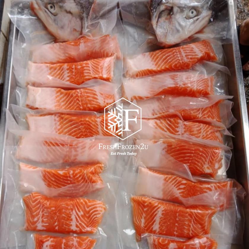 Fish Salmon Trout Norway (Half fish) (±2.1 kg) 挪威三文鱼(半切)
