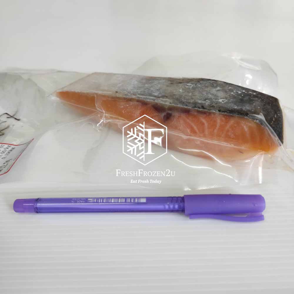 Fish Atlantic Salmon Fillet Portion Cut (210gm - 230gm) 三文鱼片